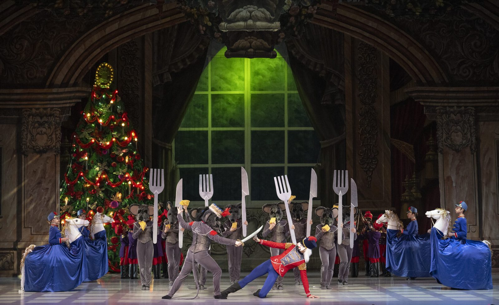 Goh Ballet's The Nutcracker